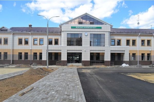 В Емве открыли новый железнодорожный вокзал В Емве открыли новый железнодорожный вокзал