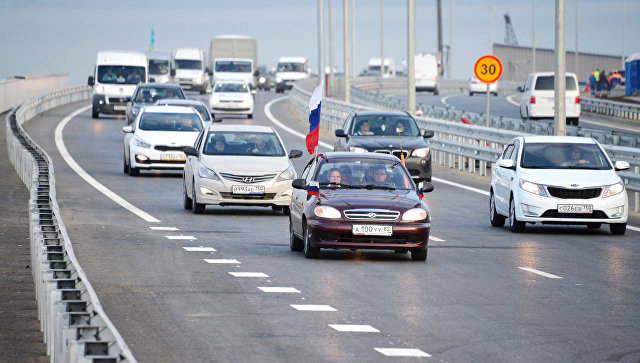 На Крымском мосту установили новый рекорд интенсивности движения