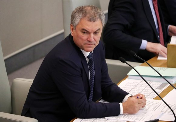 Володин предложил депутатам публично давать оценку "перлам" коллег