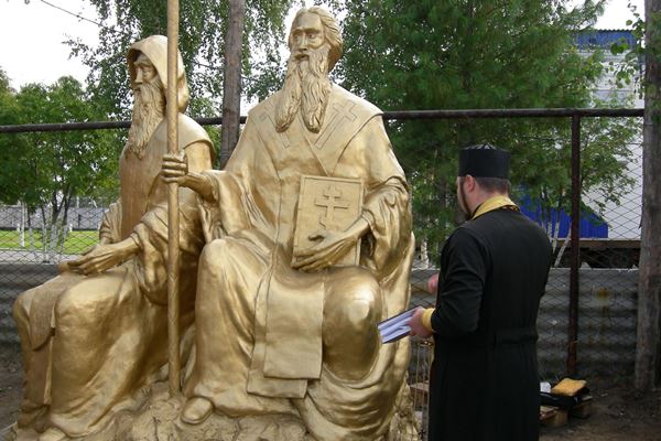 Памятник из Ухты переехал в Сыктывкар