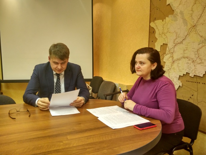 Минстрой Коми отчитался о реализации программы переселения граждан из аварийного жилья в 2018 году Минстрой Коми отчитался о реализации программы переселения граждан из аварийного жилья в 2018 году