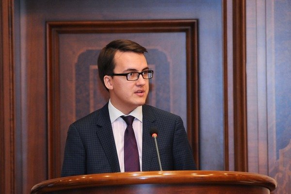 Сергей Емельянов покидает пост министра культуры Коми Сергей Емельянов покидает пост министра культуры Коми
