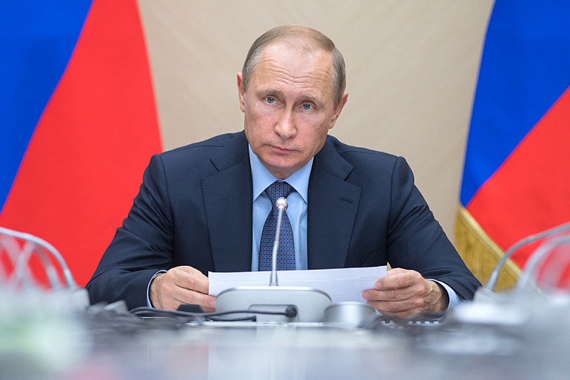 Путин объявил о выходе российской экономики из кризиса Путин объявил о выходе российской экономики из кризиса