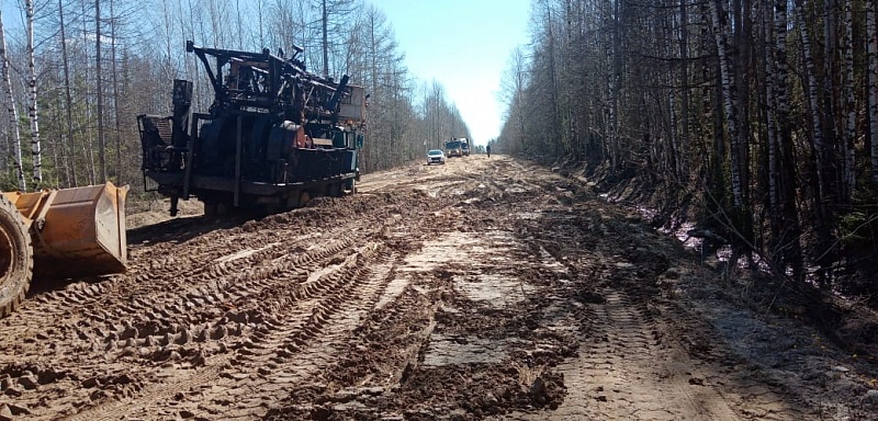 Мусоровозы застряли на дороге Ухта-Троицко-Печорск