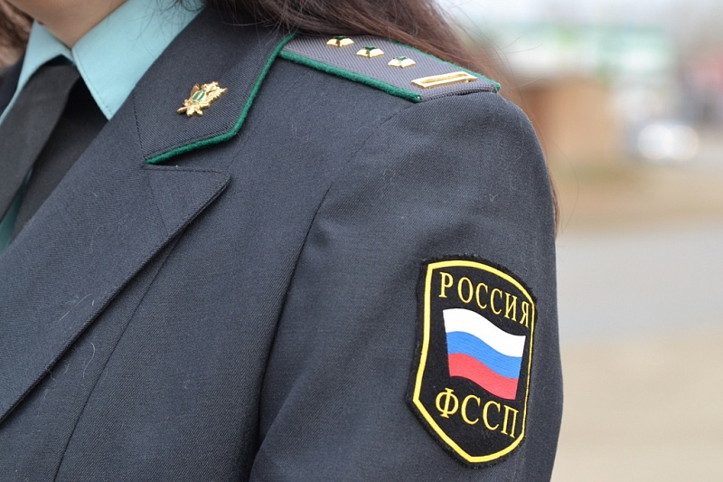В Ухте должник из зала суда отправился платить алименты В Ухте должник из зала суда отправился платить алименты