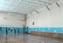 В Ухте осыпающийся потолок спортзала ДЮСШ №2 отремонтируют в 2019 году