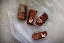 В колонию осужденному прислали «сладкие» сим-карты