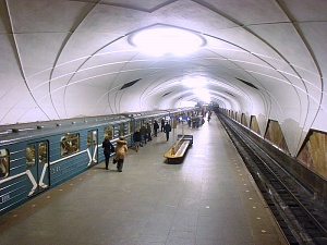 В Московском метро начнут принимать банковские карты В Московском метро начнут принимать банковские карты