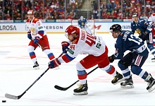 Сборная России по хоккею победила финнов и выиграла домашний этап Евротура