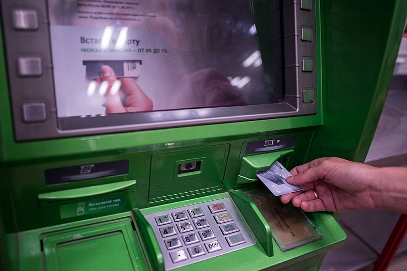 Клиент Сбербанка подал в суд из-за сбоя в банкомате 