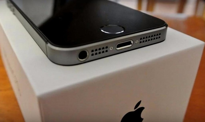 Apple представила новый iPhon SE Apple представила новый iPhon SE