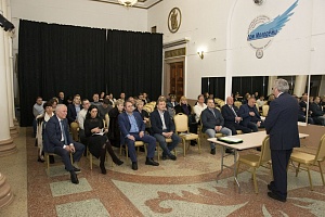 Депутат Госдумы Иван Медведев пообщался с ухтинцами Депутат Госдумы Иван Медведев пообщался с ухтинцами