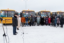 Школы Коми получат новые автобусы