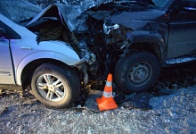 Под Ухтой женщина-водитель SsangYong выехала на встречную полосу и врезалась в "Патриота"