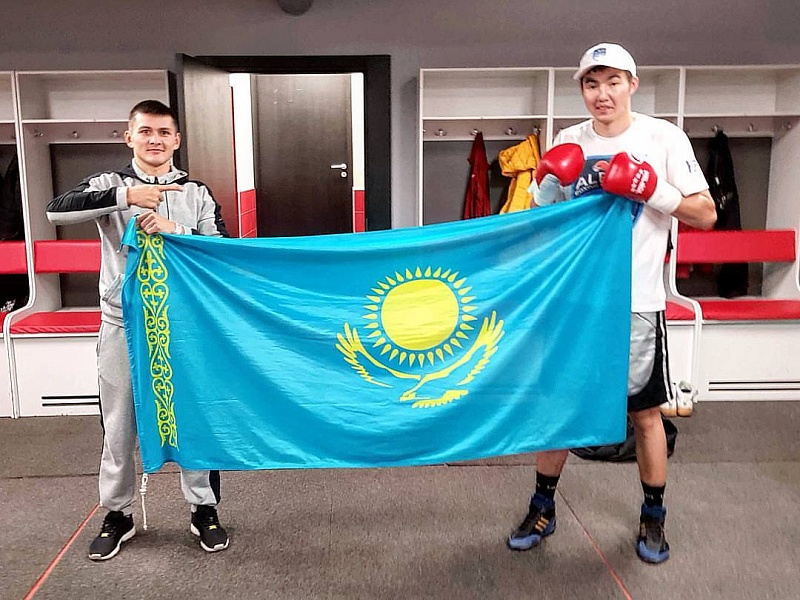 Ухтинский боксер Ержан Залилов одержал девятую победу в карьере