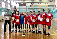 Ухта одержала уверенную победу на республиканском чемпионате по волейболу