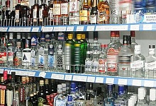 Текила и пиво: 20-летняя ухтинка четыре раза похищала в магазине практически одинаковый набор продуктов
