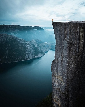 ЭЙ, ВЕЧНОСТЬ!