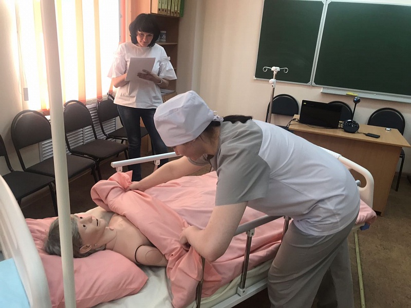 Впервые в Коми проходит аккредитация выпускников медицинских учебных заведений Впервые в Коми проходит аккредитация выпускников медицинских учебных заведений
