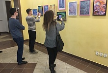 В УГТУ открылась "женская" выставка