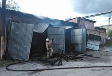 На УРМЗ произошел пожар на складе