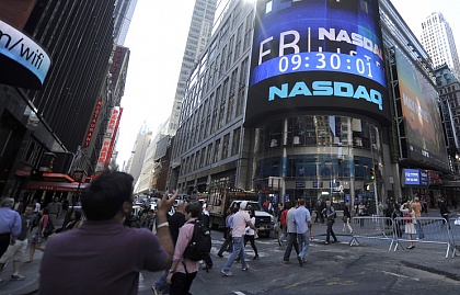 WSJ: NASDAQ запустит фьючерсные контракты на биткойны в 2018 году