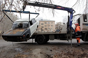 С улиц и дворов Ухты вывезут автохлам С улиц и дворов Ухты вывезут автохлам