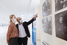 В Ухте открылась фотовыставка Марины Сиваковой «Человек труда»