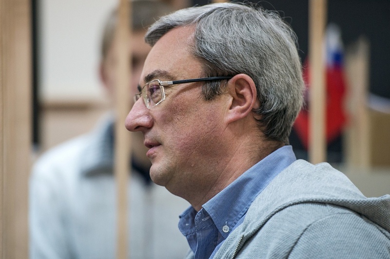 Экс-глава Коми Гайзер подал иск о защите чести к "АиФ" за статью о часах и офшорах Экс-глава Коми Гайзер подал иск о защите чести к "АиФ" за статью о часах и офшорах