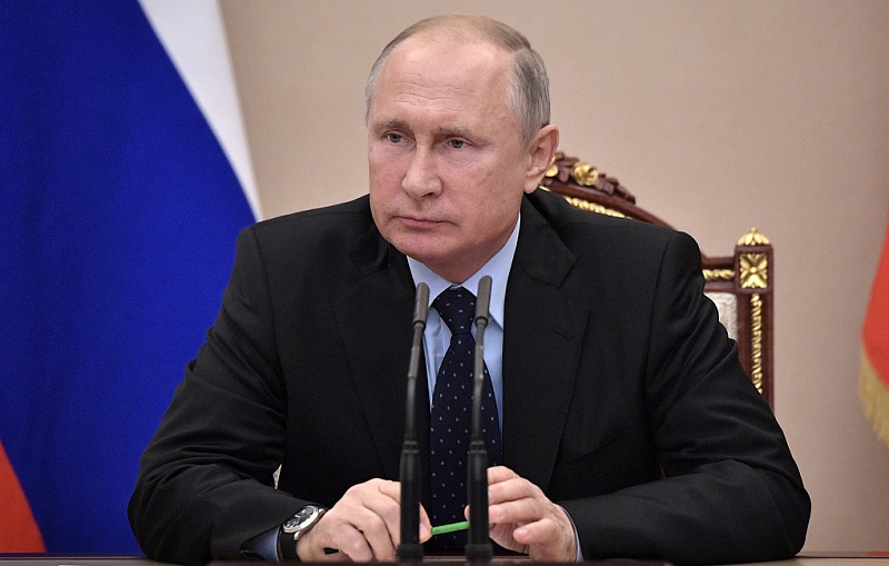 Путин назначил бывшего замгенпрокурора Гуцана полпредом президента в СЗФО Путин назначил бывшего замгенпрокурора Гуцана полпредом президента в СЗФО