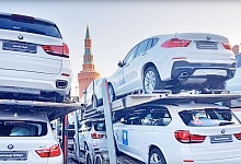 На Красную площадь доставили BMW для олимпийских призеров