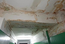 В Ухте прокуратура добивается проведения ремонта кровель на образовательных учреждениях 