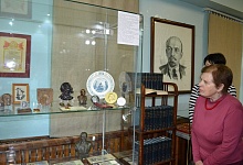 К 100-летию Октябрьской революции в Историко-краеведческом музее открылась выставка "Наш Ленин"