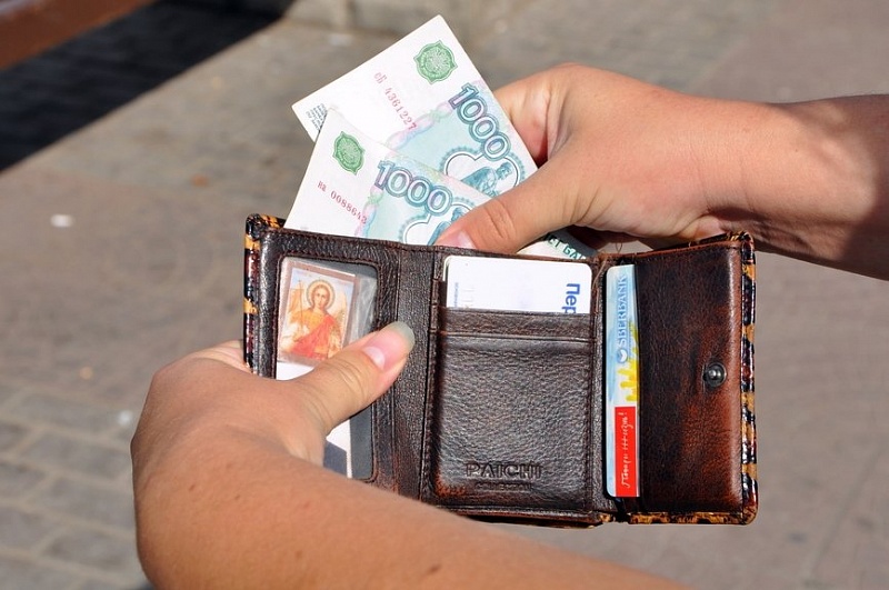 Жительница Ухты в ресторане позарилась на чужой кошелёк Жительница Ухты в ресторане позарилась на чужой кошелёк