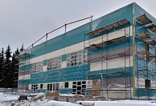 В Сосногорске продолжают возводить бассейн и комплектовать штат