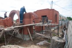 В храме приступили к благоустройству территории