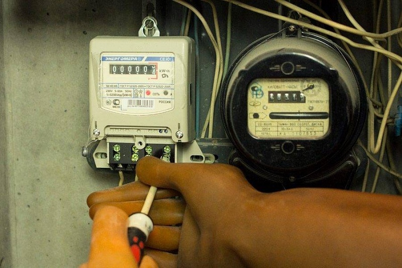 Коми энергосбытовая компания массово меняет электросчетчики на «умные» приборы 