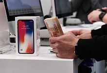 Цены на iPhone X в России упали на 20 тысяч рублей